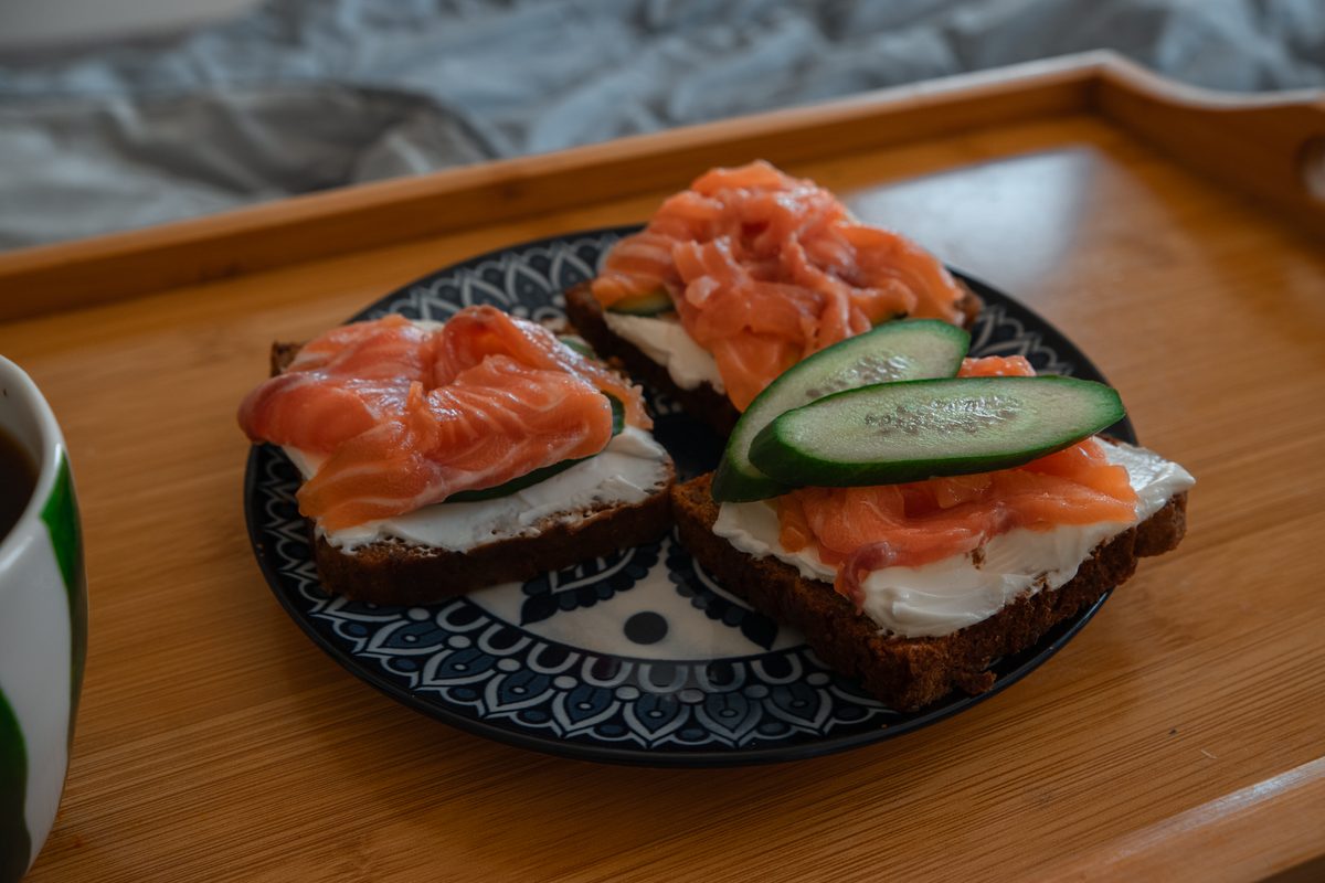 Assiette de saumon fumé norvégien
